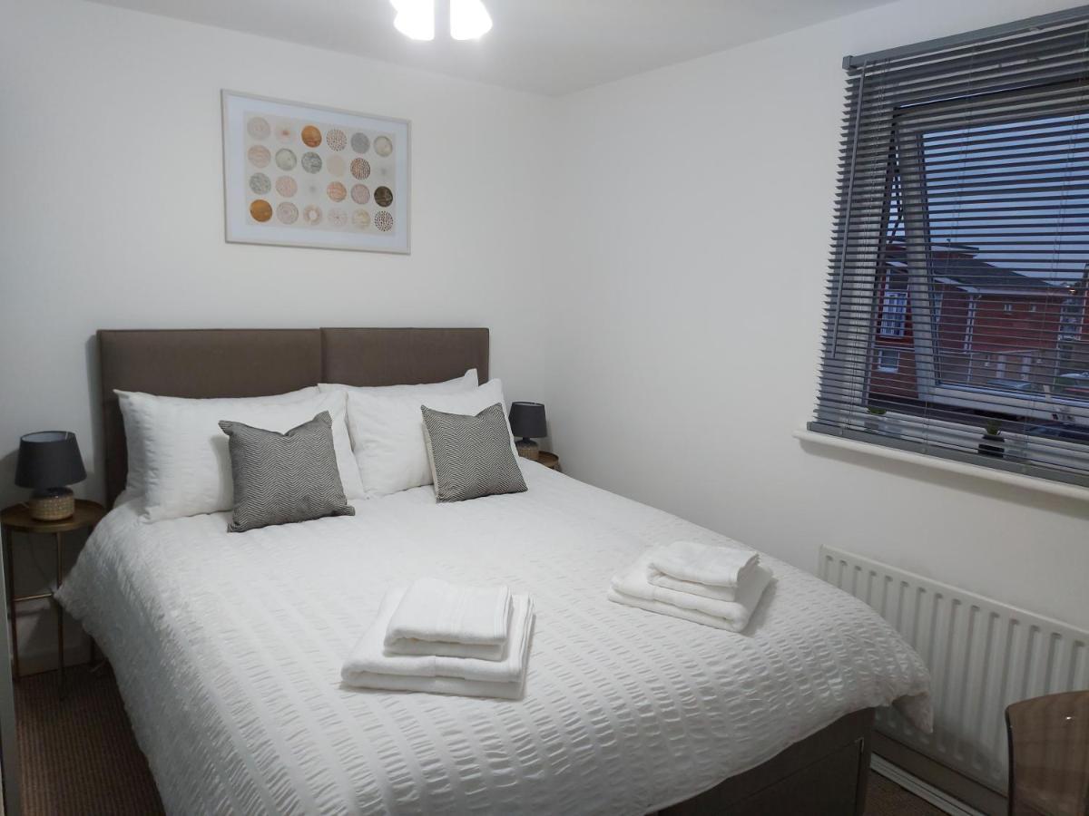 Lovely 1-Bedroom Condo With Parking On Premises Minworth Εξωτερικό φωτογραφία